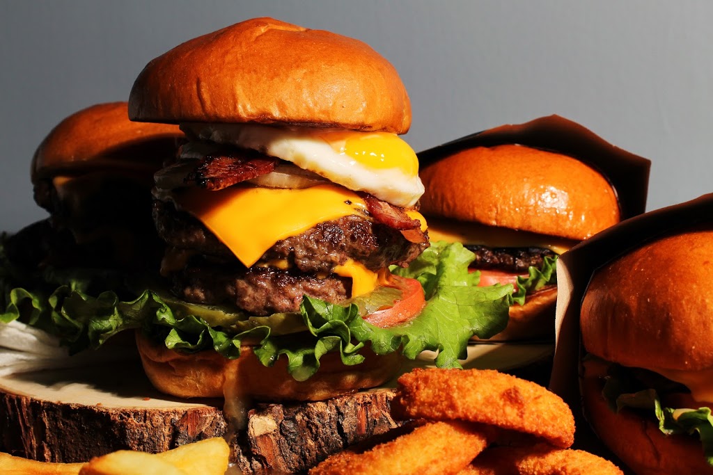 Foodee Burger | restaurant | 408 Dewey Blvd, San Francisco, CA 94116, USA | 4156656888 OR +1 415-665-6888