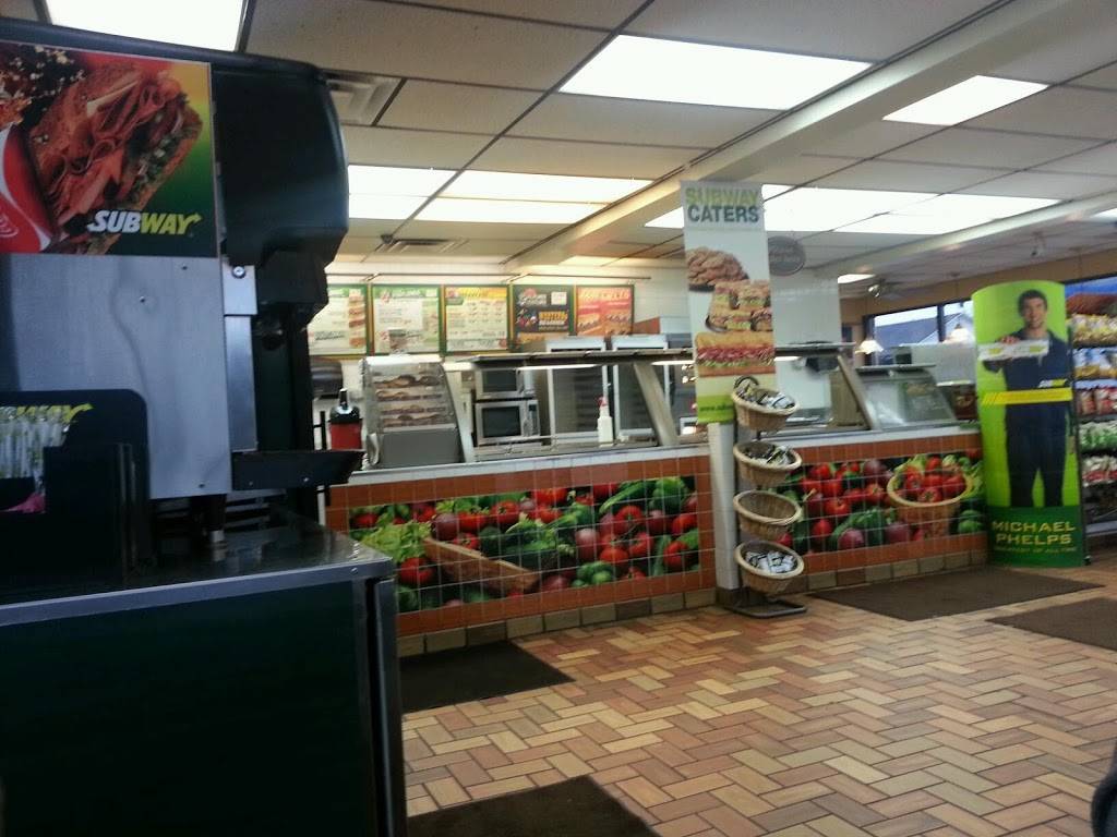 Subway | restaurant | 133 MacCorkle Ave SW, St Albans, WV 25177, USA | 3047225522 OR +1 304-722-5522