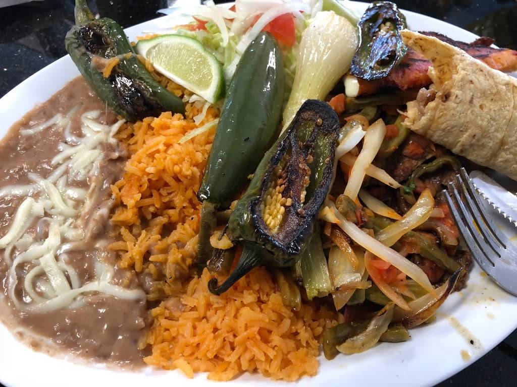 Super Taqueria Don Pancho | restaurant | 1336 S 7th St, Milwaukee, WI 53204, USA | 4145859810 OR +1 414-585-9810