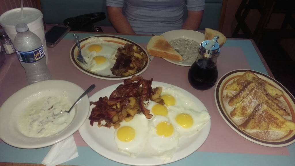 Kellys Kitchen and Bakery | bakery | 12600 Eastern Ave, Middle River, MD 21220, USA | 4103352253 OR +1 410-335-2253