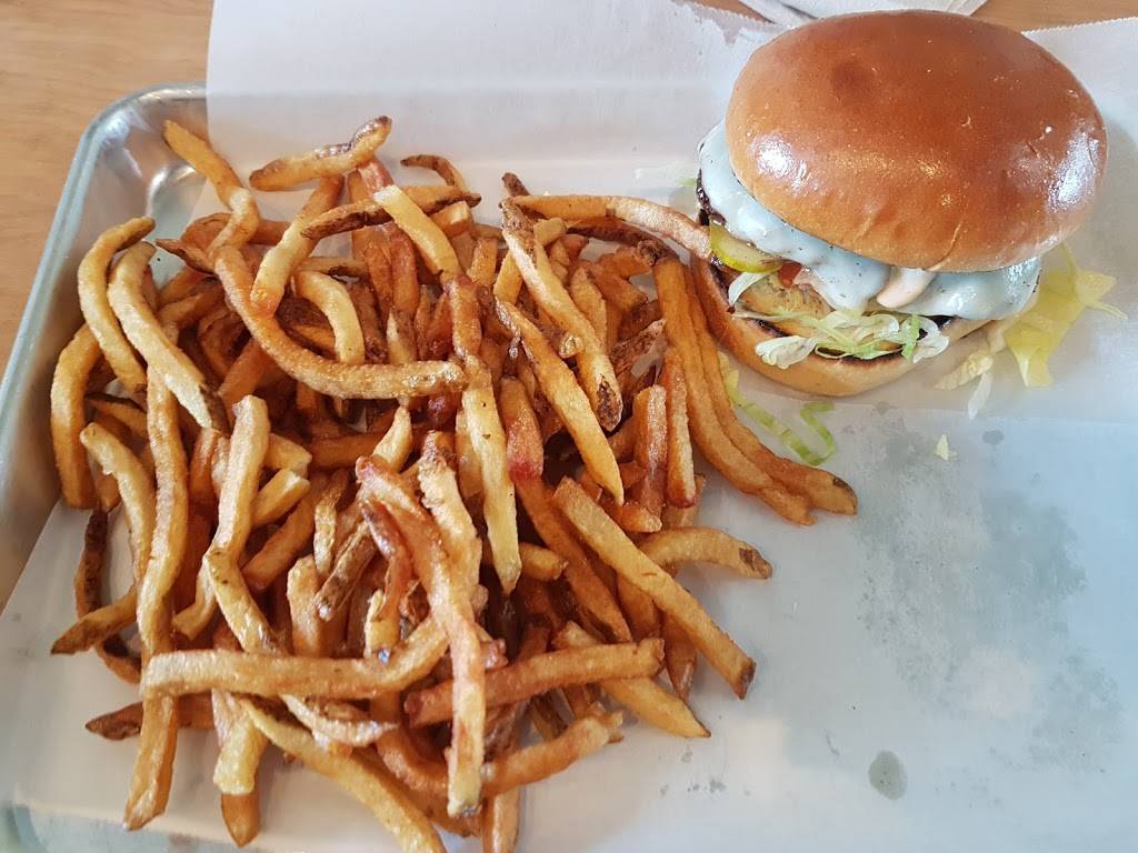 Buns Burgers | restaurant | 338 NY-212, Saugerties, NY 12477, USA | 8452505807 OR +1 845-250-5807