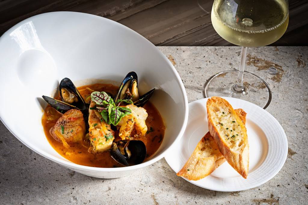 LEnfant Bar & Grill | restaurant | 480 LEnfant Plaza Inside the Hilton, National Mall, Washington, DC 20024, USA | 2024841000 OR +1 202-484-1000