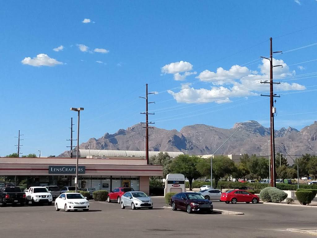 McDonalds | cafe | 4495 N Oracle Rd, Tucson, AZ 85705, USA | 5208886790 OR +1 520-888-6790