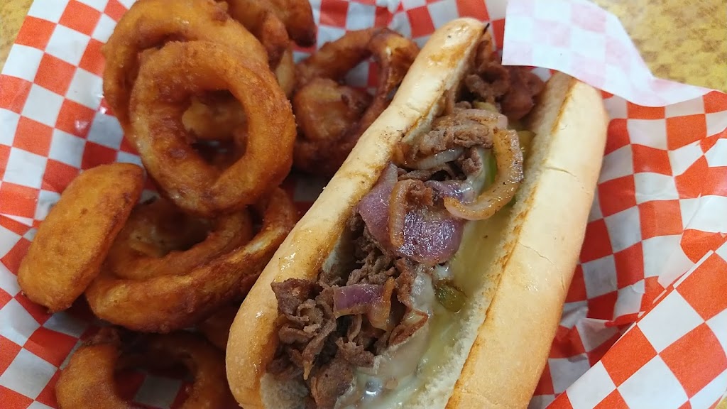 Community Club Dugway | restaurant | 5230 Valdez Cir, Dugway, UT 84022, USA | 4358312901 OR +1 435-831-2901