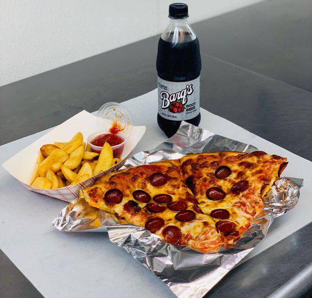 Mustachios Pizzeria | restaurant | 2701 Elmwood Ave, Buffalo, NY 14217, USA | 7168748909 OR +1 716-874-8909