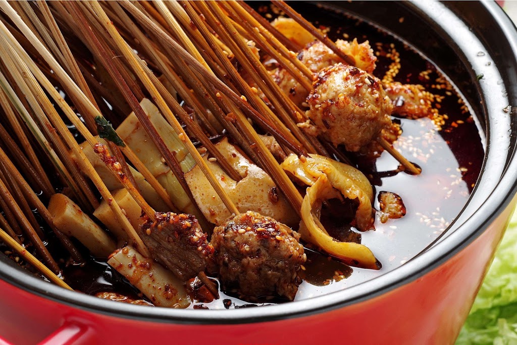 Spicy Grandma Kitchen | restaurant | 2353 S Wentworth Ave, Chicago, IL 60616, USA | 3122852477 OR +1 312-285-2477