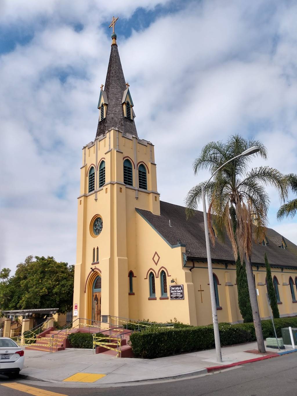 Jack in the Box | restaurant | 2404 Market St, San Diego, CA 92102, USA | 6192311868 OR +1 619-231-1868