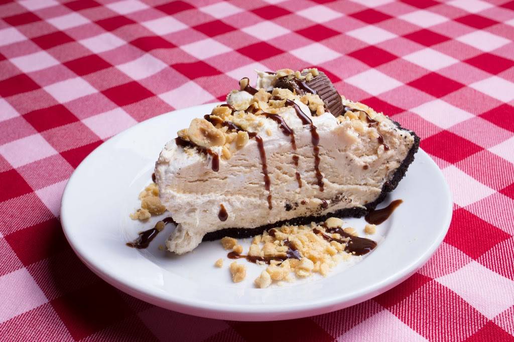 Virginia Diner, Inc | restaurant | 408 County Drive, North St, Wakefield, VA 23888, USA | 7578993106 OR +1 757-899-3106