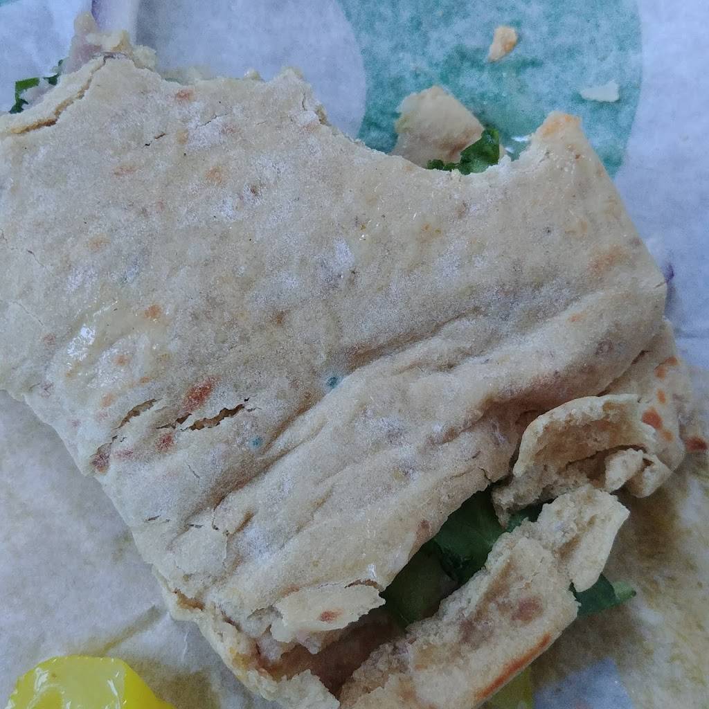 Subway | meal takeaway | 271 Broadway, Somerville, MA 02145, USA | 6177643185 OR +1 617-764-3185