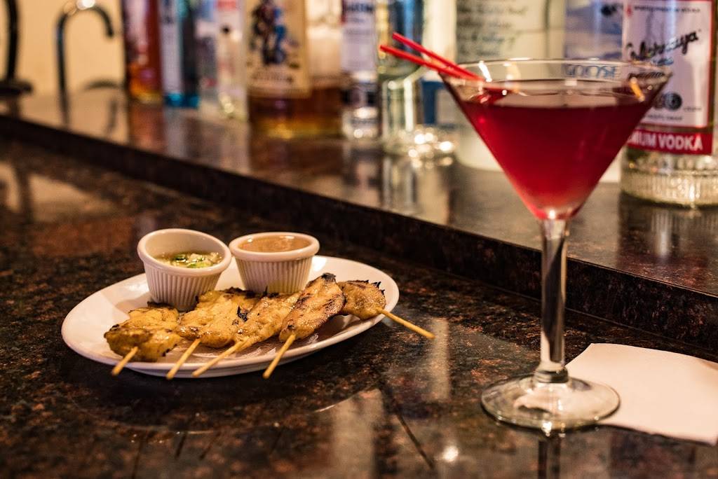 High Thaid Cafe | restaurant | 1791 Coventry Rd, Cleveland Heights, OH 44118, USA | 2163215000 OR +1 216-321-5000