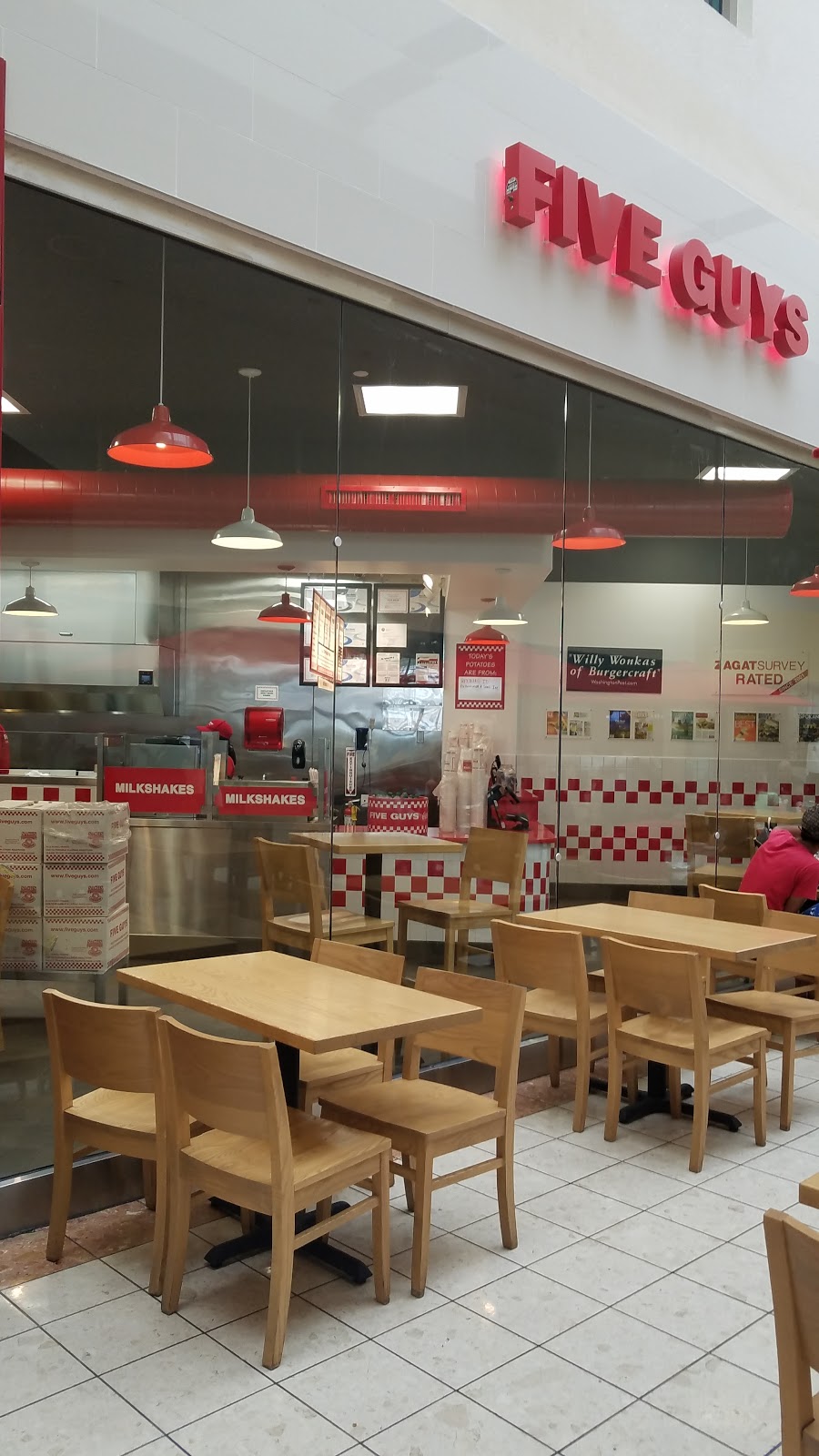 Five Guys | meal takeaway | 19501 Biscayne Blvd Unit 3204A, Aventura, FL 33180, USA | 3054665600 OR +1 305-466-5600