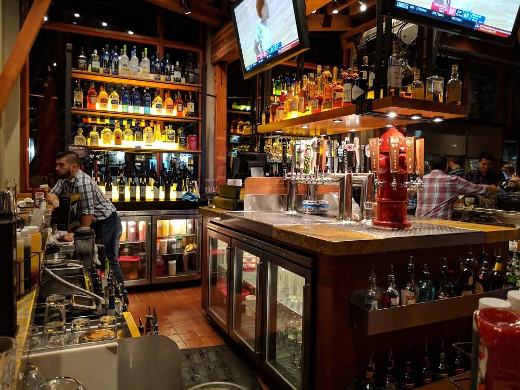 Lazy Dog Restaurant & Bar | restaurant | 172 W Hillcrest Dr, Thousand Oaks, CA 91360, USA | 8054495206 OR +1 805-449-5206