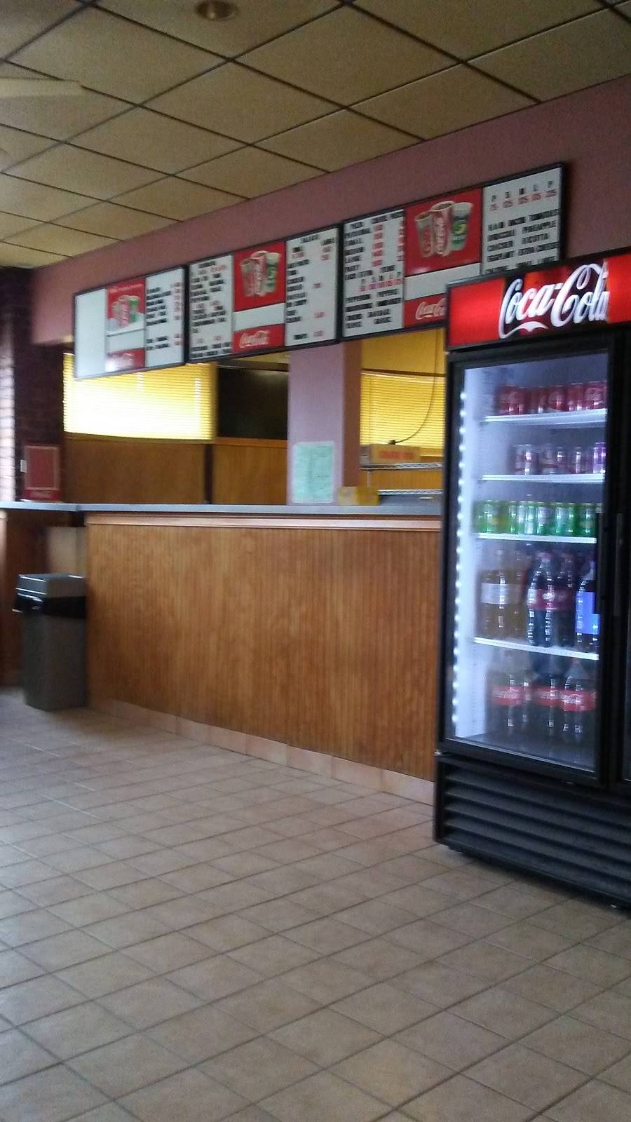 Family Pizza | restaurant | 281 Elm St, Westfield, MA 01085, USA | 4135681580 OR +1 413-568-1580