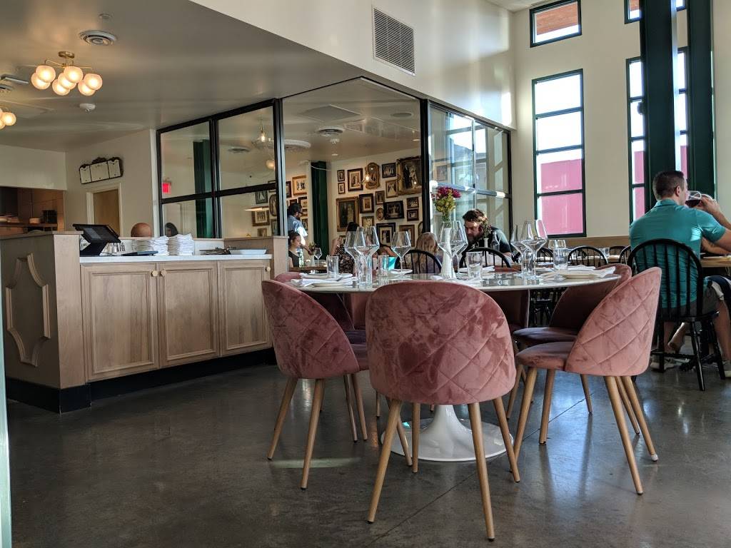 Colleens Kitchen | restaurant | 1911 Aldrich St #100, Austin, TX 78723, USA | 5125802413 OR +1 512-580-2413