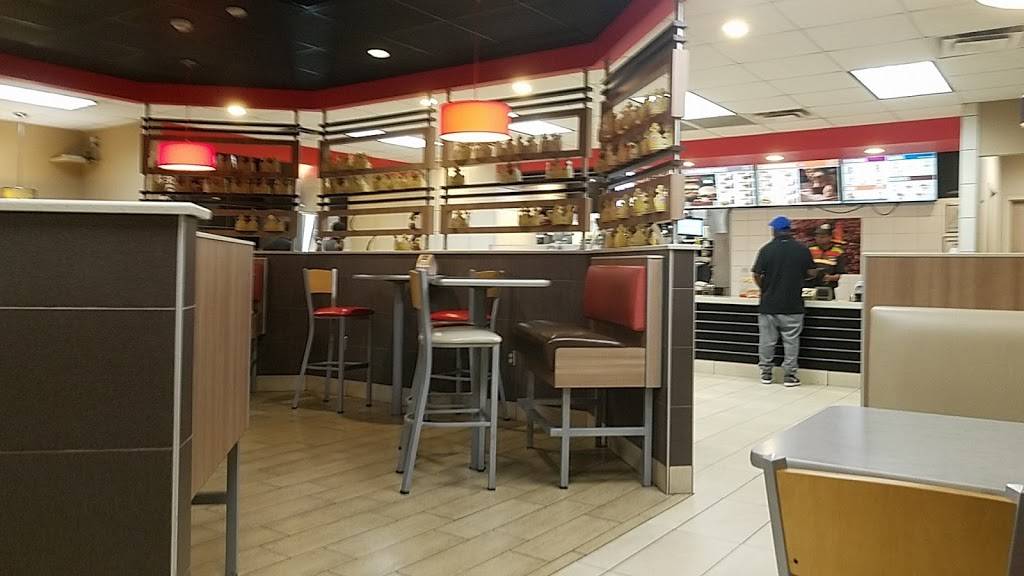 Burger King | restaurant | 5101 US-51, Senatobia, MS 38668, USA | 6625600879 OR +1 662-560-0879