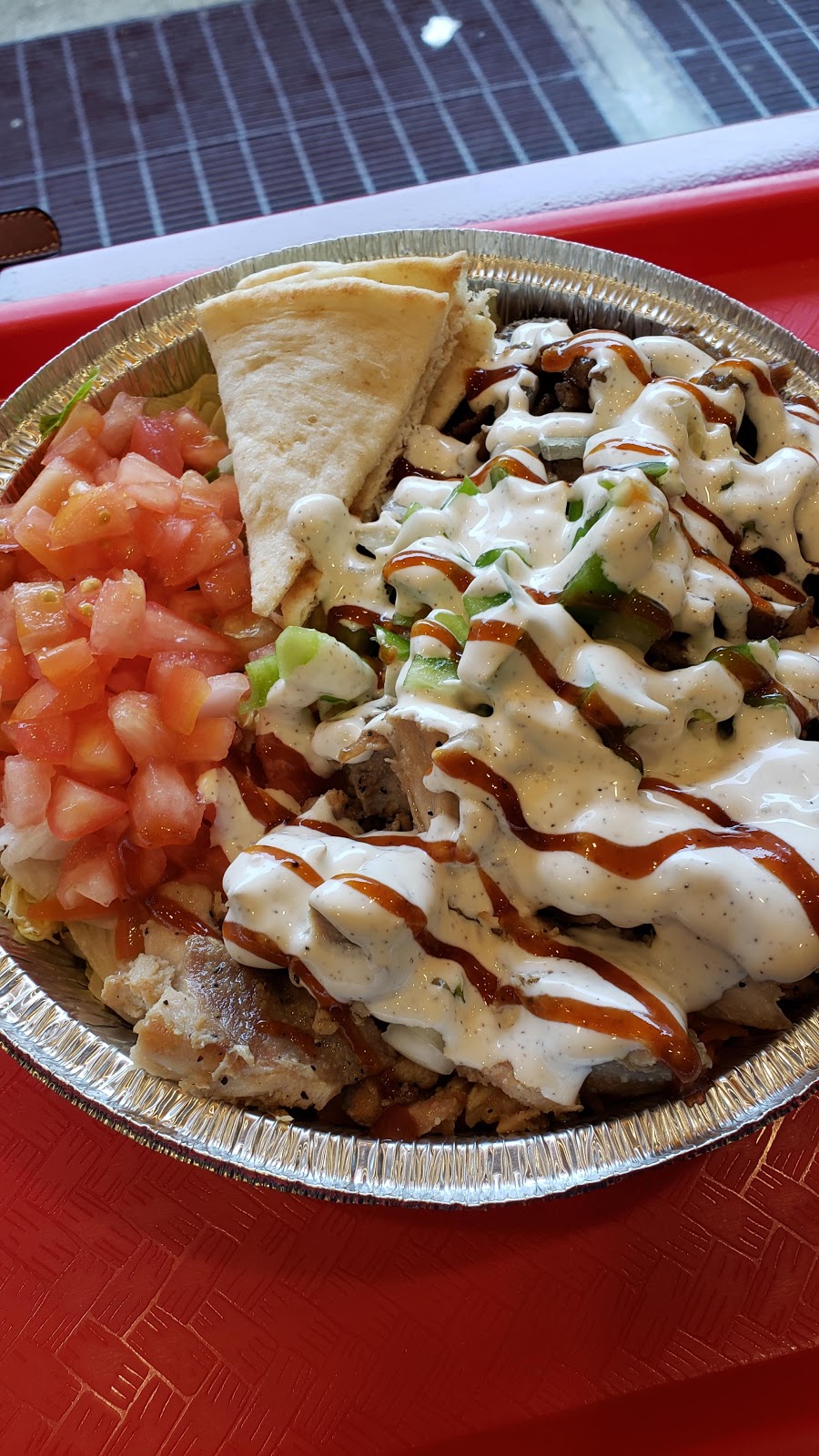 The Halal Guys | restaurant | 49 W Division St, Chicago, IL 60610, USA | 3124652186 OR +1 312-465-2186