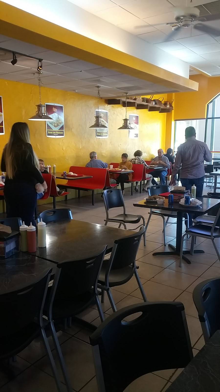 La Granja | restaurant | 1908 Weston Rd, Weston, FL 33326, USA | 9543898202 OR +1 954-389-8202