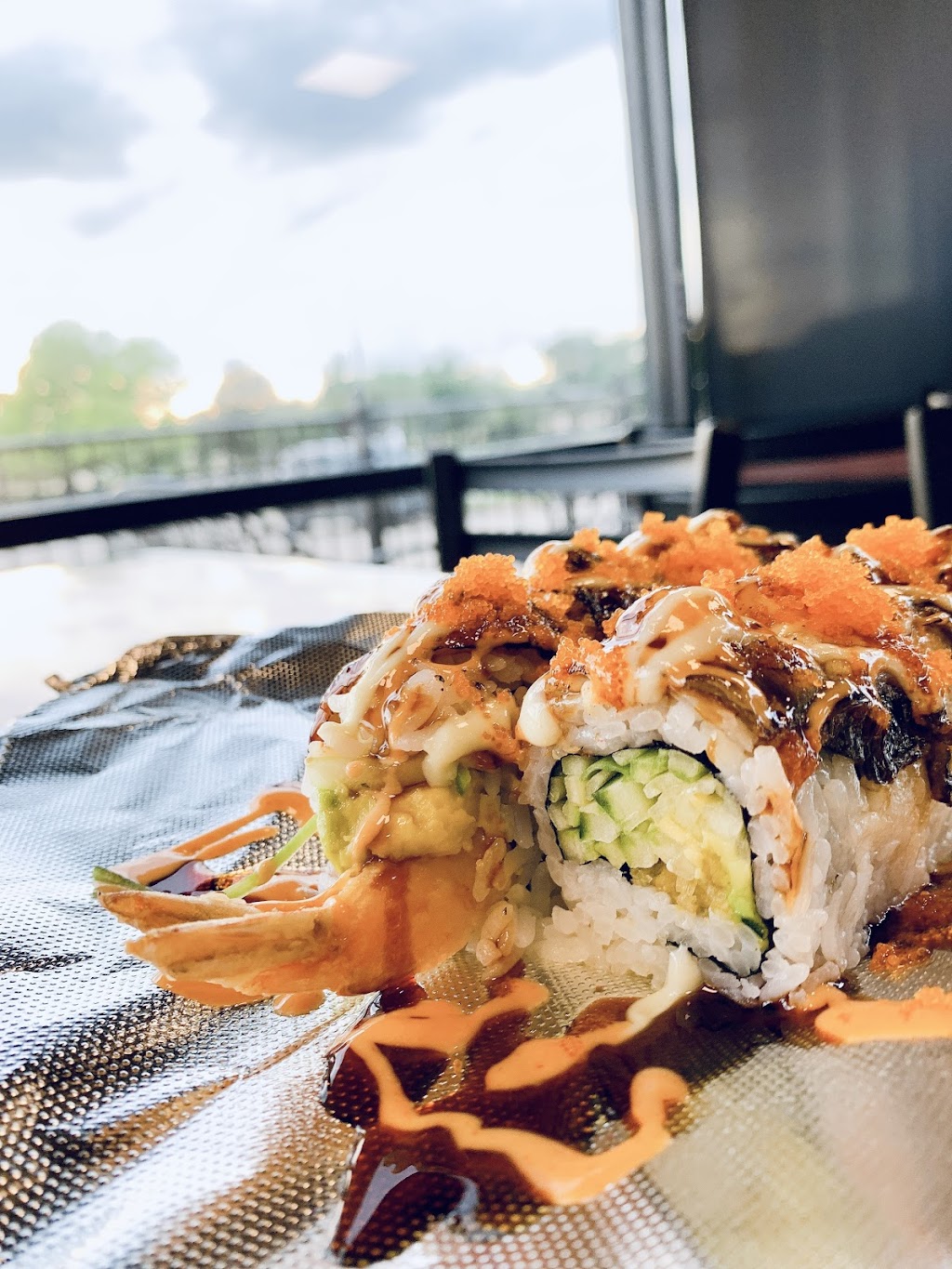 Maki & Poke | restaurant | 8850 N Tarrant Pkwy # 701, North Richland Hills, TX 76182, USA | 8175764426 OR +1 817-576-4426