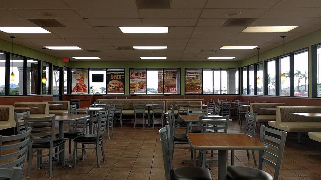 Burger King | restaurant | 2800 Paseo Mercado, Oxnard, CA 93036, USA | 8059881447 OR +1 805-988-1447