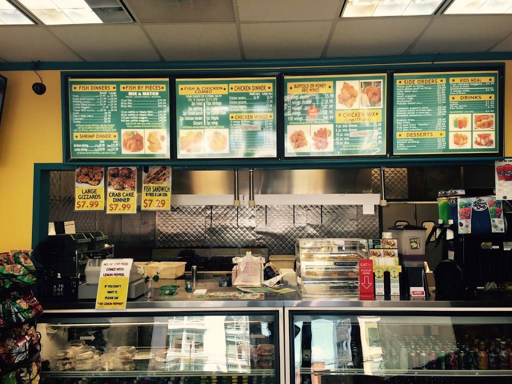 Sharks Fish & Chicken | restaurant | 4049 Minnesota Ave NE, Washington, DC 20019, USA | 2023981150 OR +1 202-398-1150