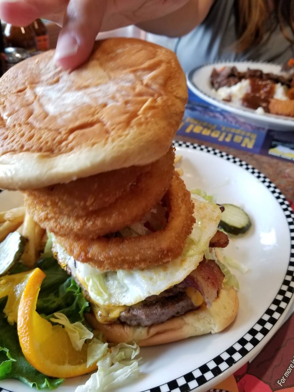 Chino Black Bear Diner | restaurant | 12325 Mountain Ave, Chino, CA 91710, USA | 9093649743 OR +1 909-364-9743