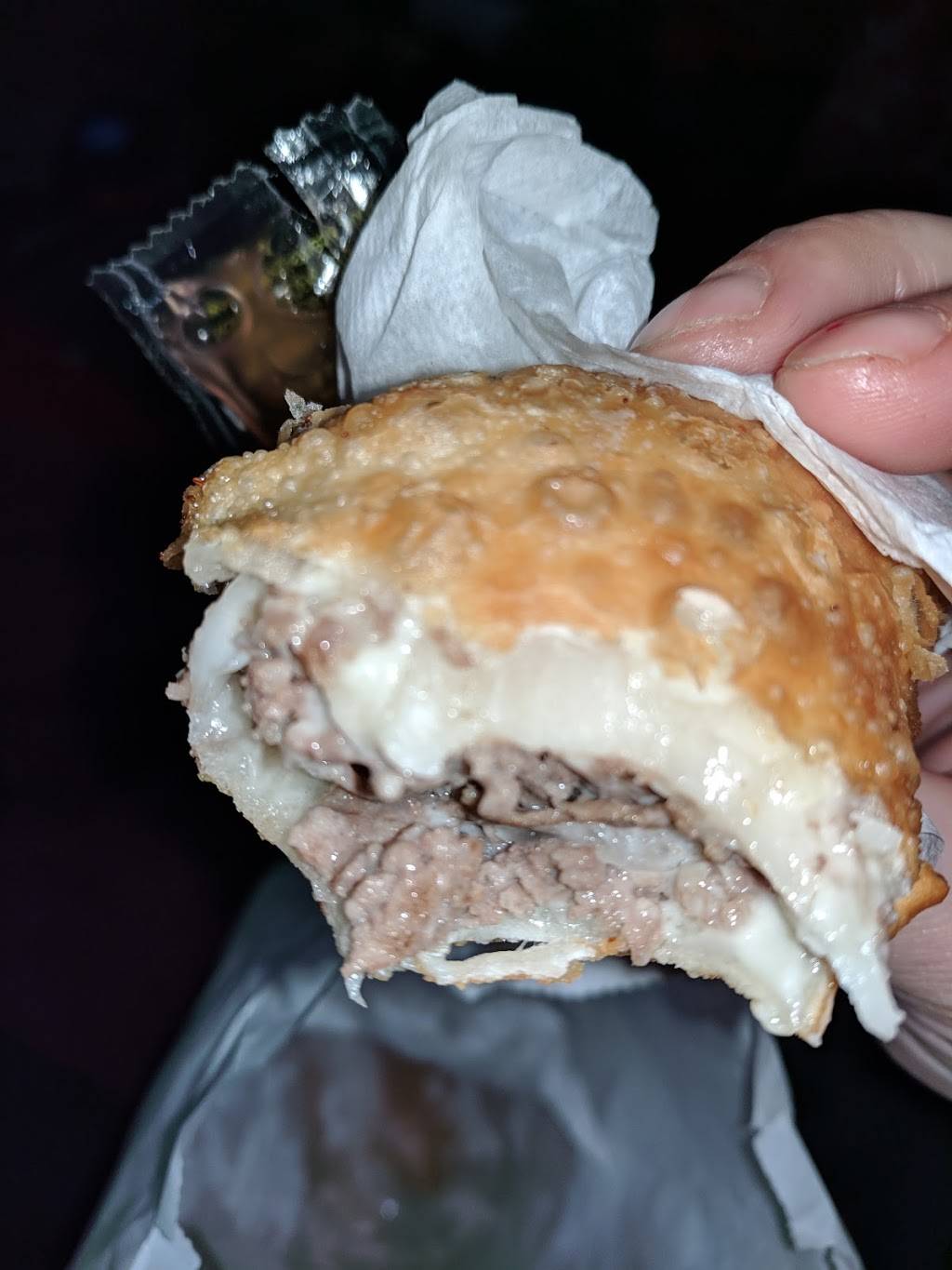 Asian Corned Beef | restaurant | 21559 Grand River Ave, Detroit, MI 48219, USA | 3132466396 OR +1 313-246-6396