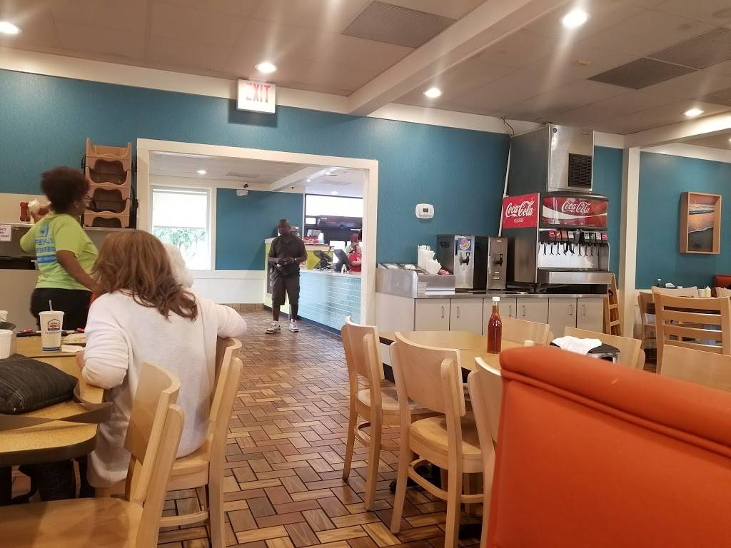 Captain Ds | restaurant | 4800 Williamsburg Rd, Richmond, VA 23231, USA | 8042220250 OR +1 804-222-0250