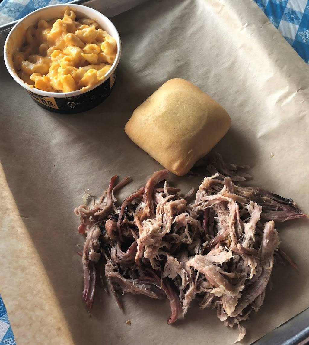 Dickeys Barbecue Pit | restaurant | 5604 Balboa Ave, San Diego, CA 92111, USA | 8582788228 OR +1 858-278-8228