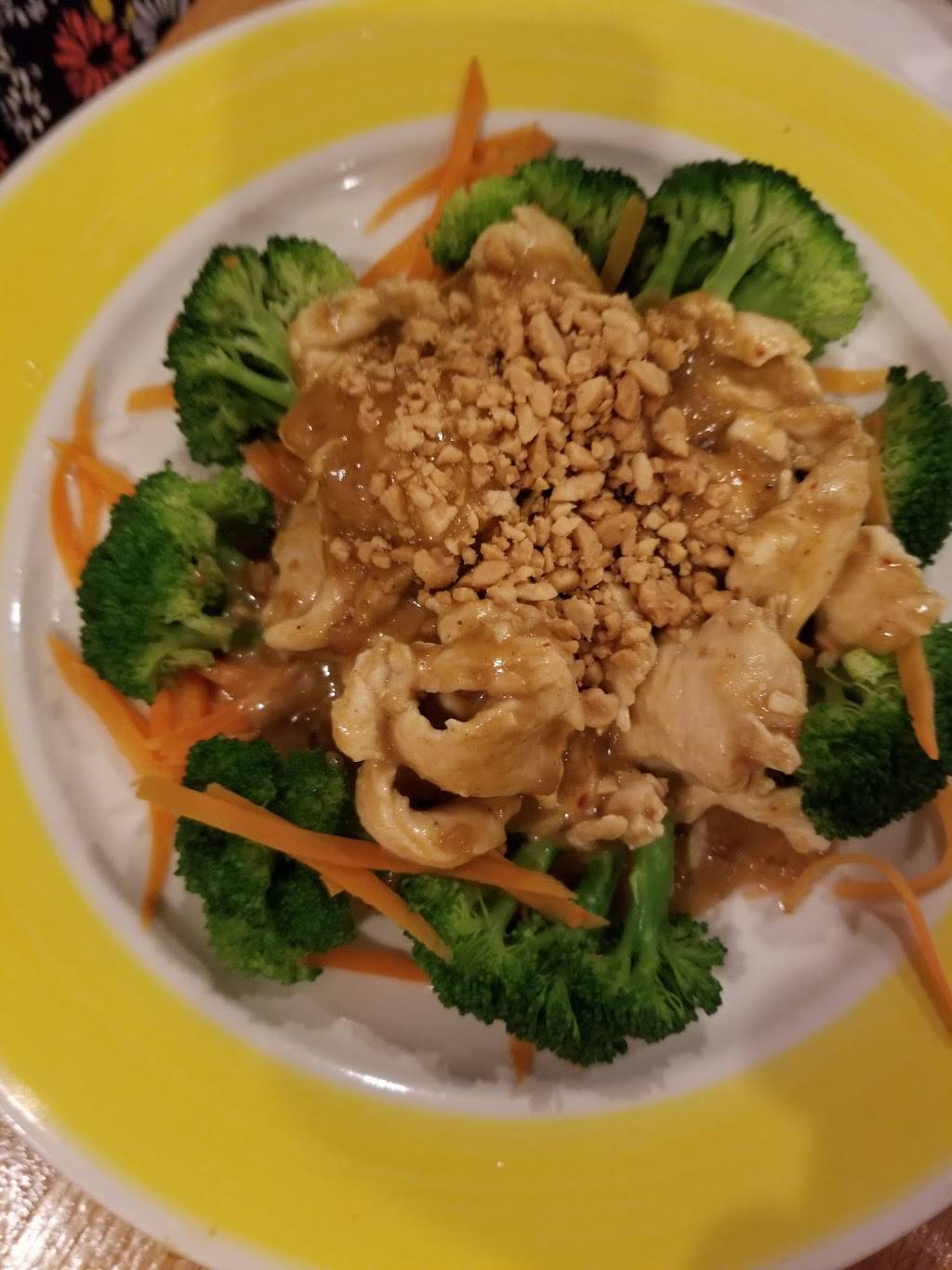 Thai Flavors Kitchen | restaurant | 357 Broadway, Bethpage, NY 11714, USA | 5165131868 OR +1 516-513-1868