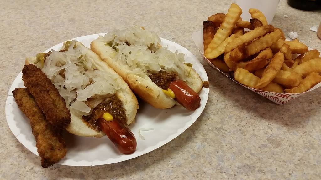 Famous Uncle Als | restaurant | 1412 Greenbrier Pkwy # 116, Chesapeake, VA 23320, USA | 7573954085 OR +1 757-395-4085