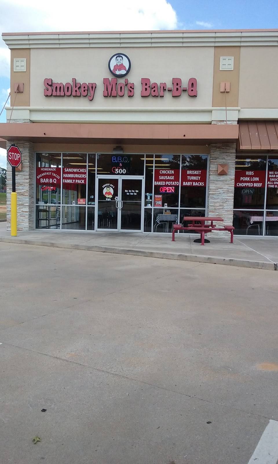 Smokey Mos | restaurant | Conroe Marketplace, 2960 Interstate 45 N, Conroe, TX 77303, USA | 9364412323 OR +1 936-441-2323