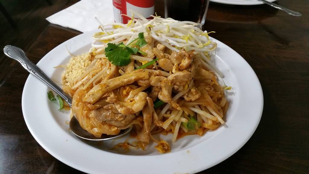 Chai Thung | restaurant | 8430 Sunland Blvd, Sun Valley, CA 91352, USA | 8187681976 OR +1 818-768-1976