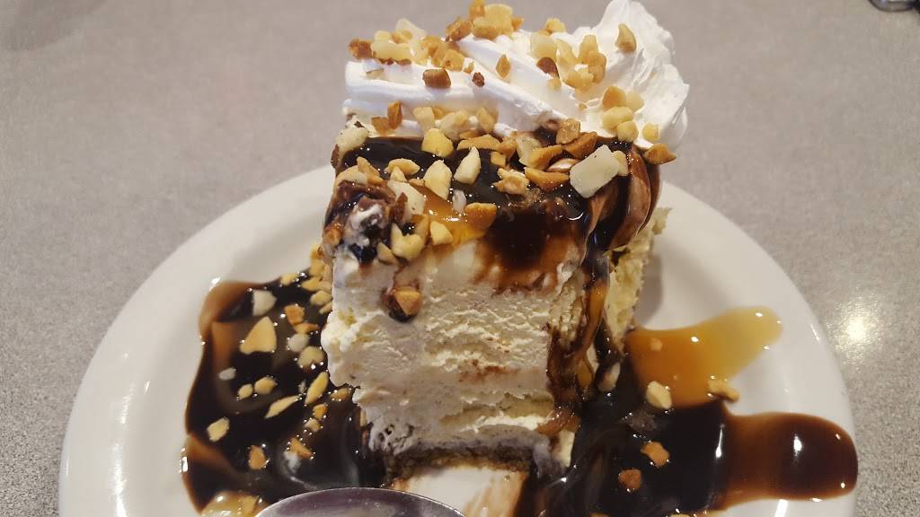 Russ Restaurant | restaurant | 3531 Alpine Ave NW, Grand Rapids, MI 49544, USA | 6167842230 OR +1 616-784-2230