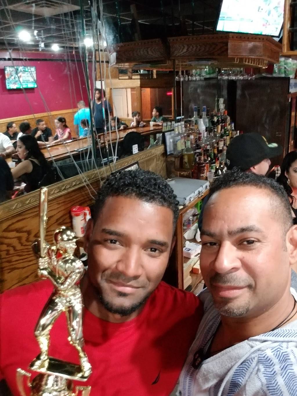 Casanova Lounge Inc | restaurant | 983 State St, Perth Amboy, NJ 08861, USA | 7324429494 OR +1 732-442-9494