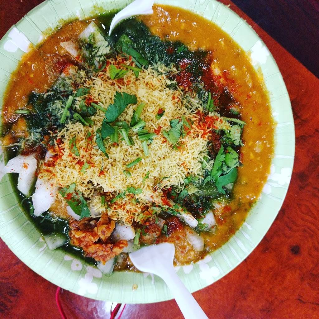 Royal Sweets | restaurant | 8600 N MacArthur Blvd #138, Irving, TX 75063, USA | 2145744600 OR +1 214-574-4600