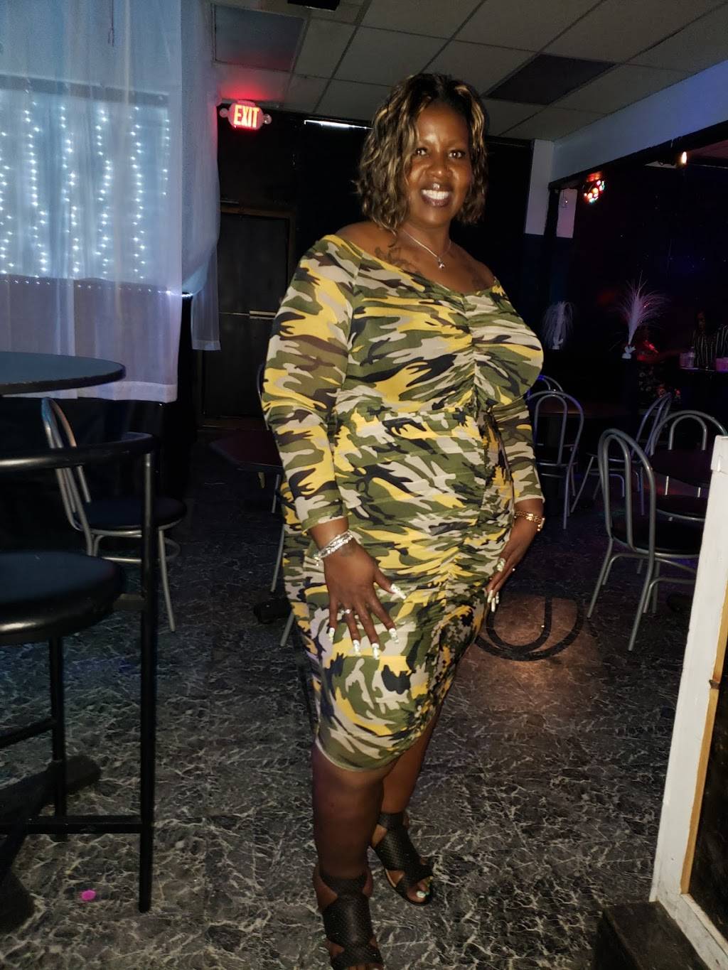 Images Restaurant & Entrnmnt | restaurant | 3940 Airline Blvd # 124, Chesapeake, VA 23321, USA | 7574884048 OR +1 757-488-4048