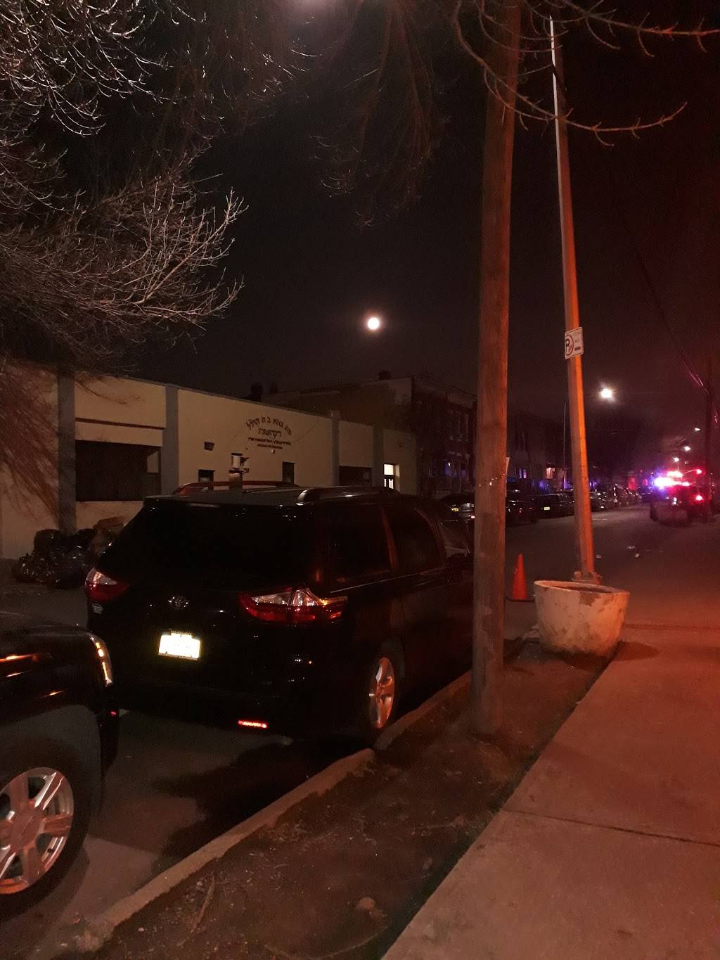 Perla Picnic Food | meal takeaway | 3605 3913 13th Ave, Brooklyn, NY 11218, USA | 3473910698 OR +1 347-391-0698