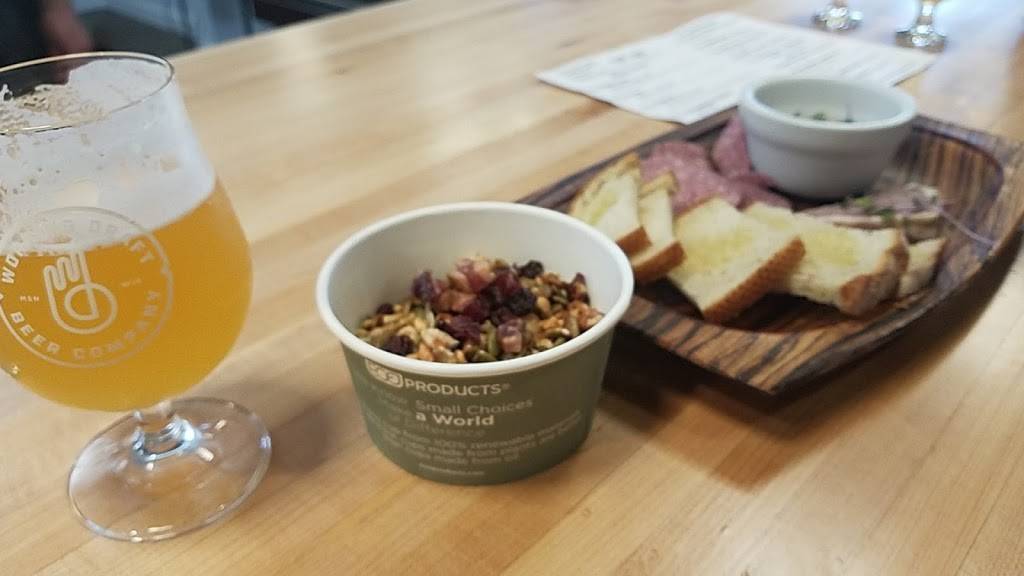 Working Draft Beer Company | restaurant | 1129 E Wilson St, Madison, WI 53703, USA | 6087095600 OR +1 608-709-5600