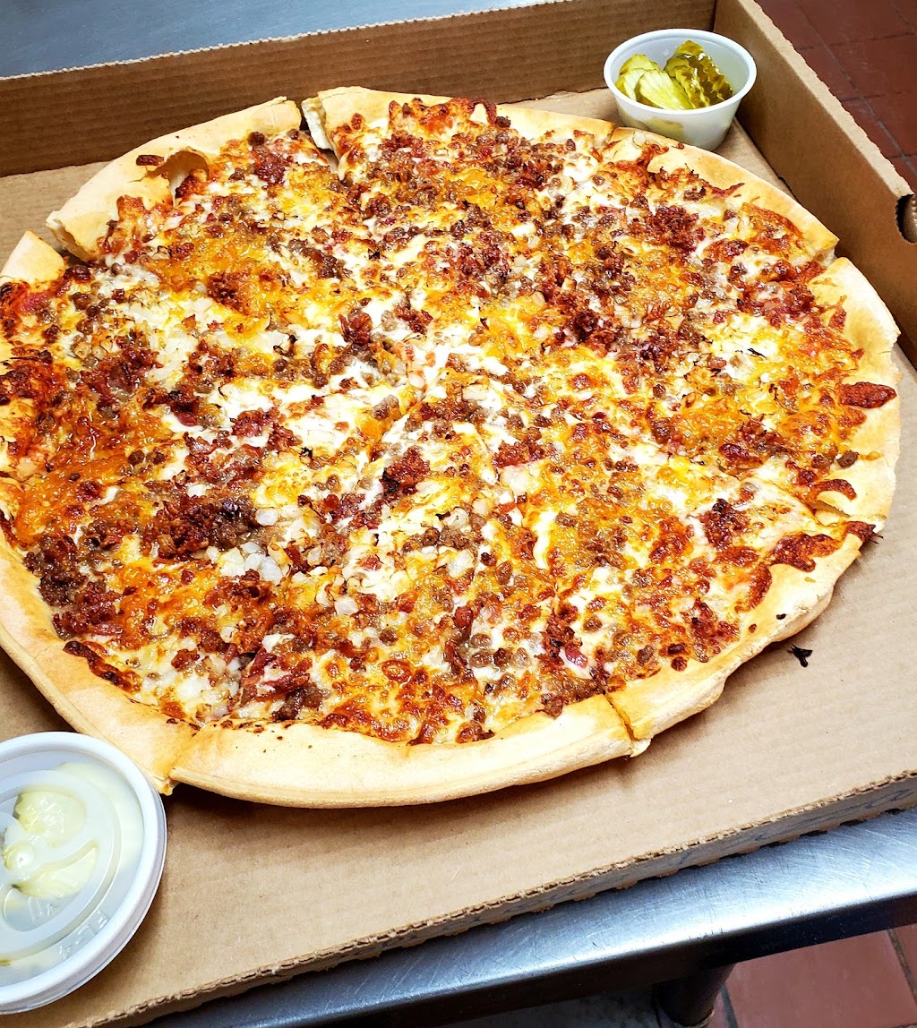 Mikes Cafe & Pizzeria | restaurant | 3 E Hwy 61, Esko, MN 55733, USA | 2188796633 OR +1 218-879-6633