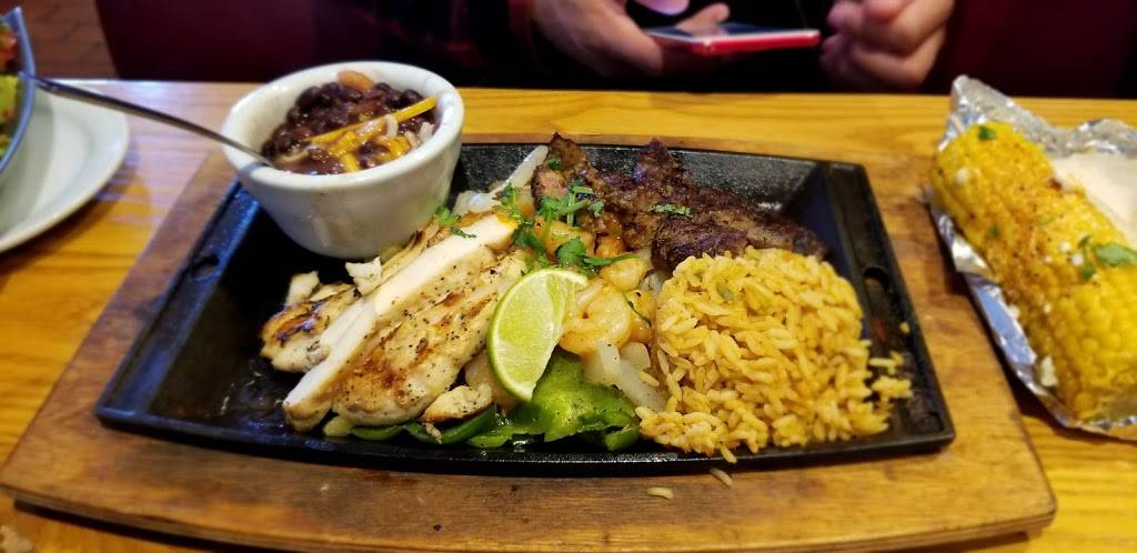 Chilis Grill & Bar | meal takeaway | 2903 N Dale Mabry Hwy, Tampa, FL 33607, USA | 8138752314 OR +1 813-875-2314