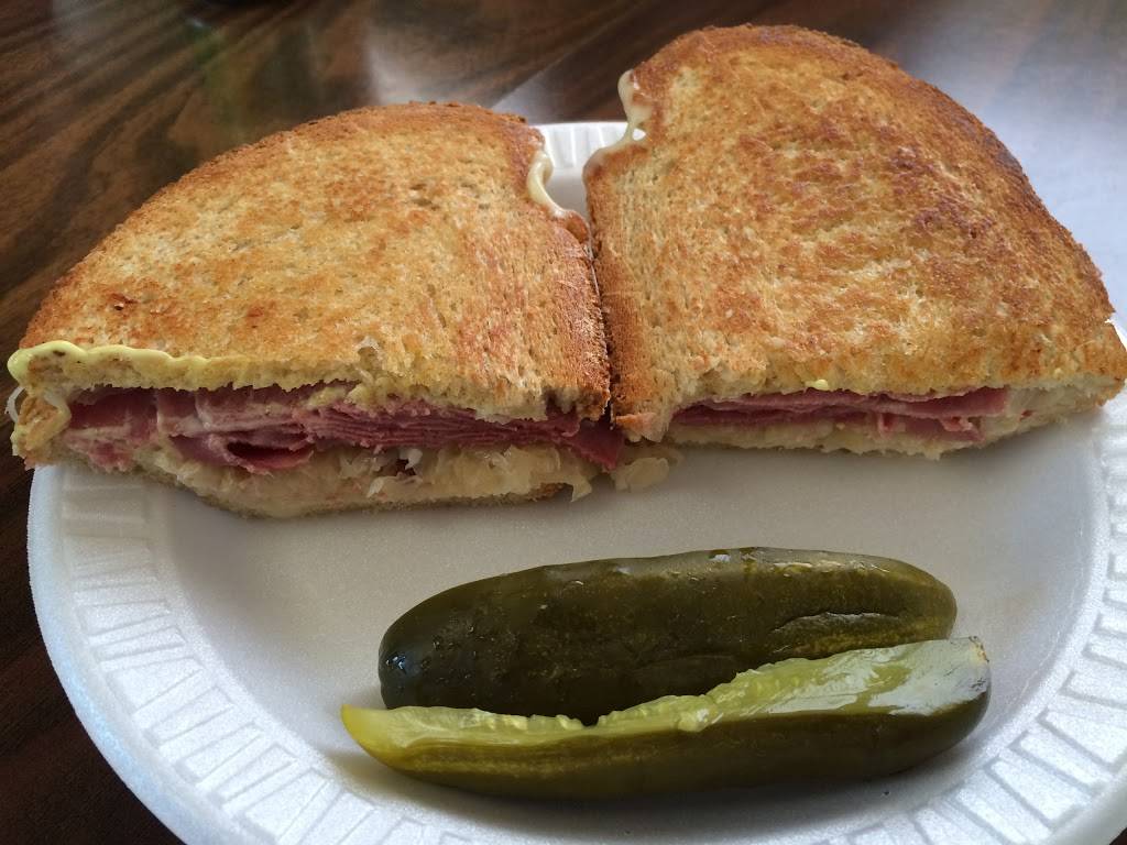 Mattern Sausage & Meats | restaurant | 4327 E Chapman Ave, Orange, CA 92869, USA | 7146393550 OR +1 714-639-3550