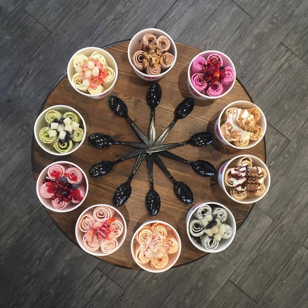 Snow City Ice Cream | restaurant | 8935 Conroy Windermere Rd, Orlando, FL 32835, USA | 4072177663 OR +1 407-217-7663