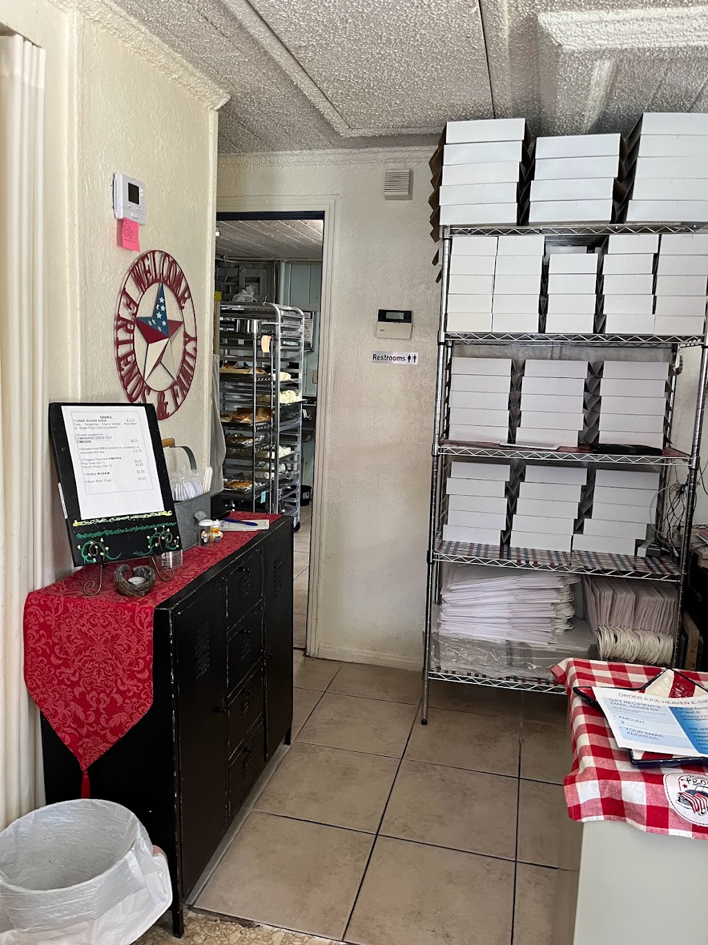 Pie Heaven Bakery Cafe | bakery | 1980 Mayport Rd, Atlantic Beach, FL 32233, USA | 9045247274 OR +1 904-524-7274