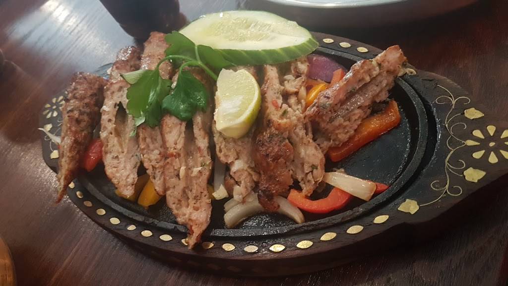 Taste of Agra | meal takeaway | 20 King St W, Cobourg, ON K9A 2L9, Canada | 9053721655 OR +1 905-372-1655