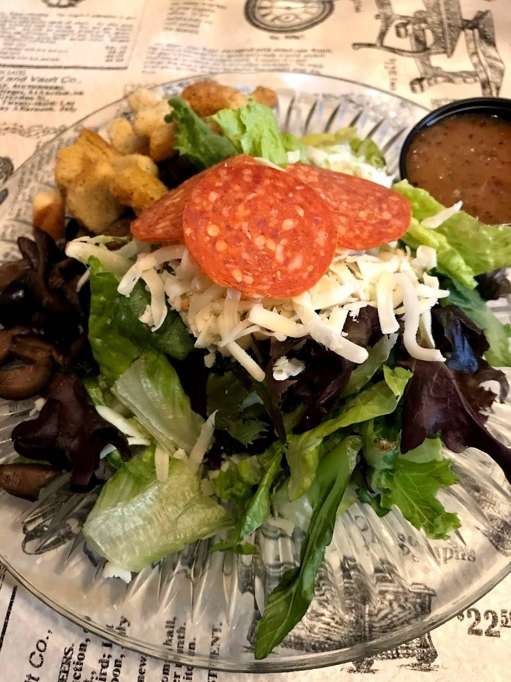 Santeramos Pizza House and Italian Food | restaurant | 1229 10th Ave, Greeley, CO 80631, USA | 9703534844 OR +1 970-353-4844