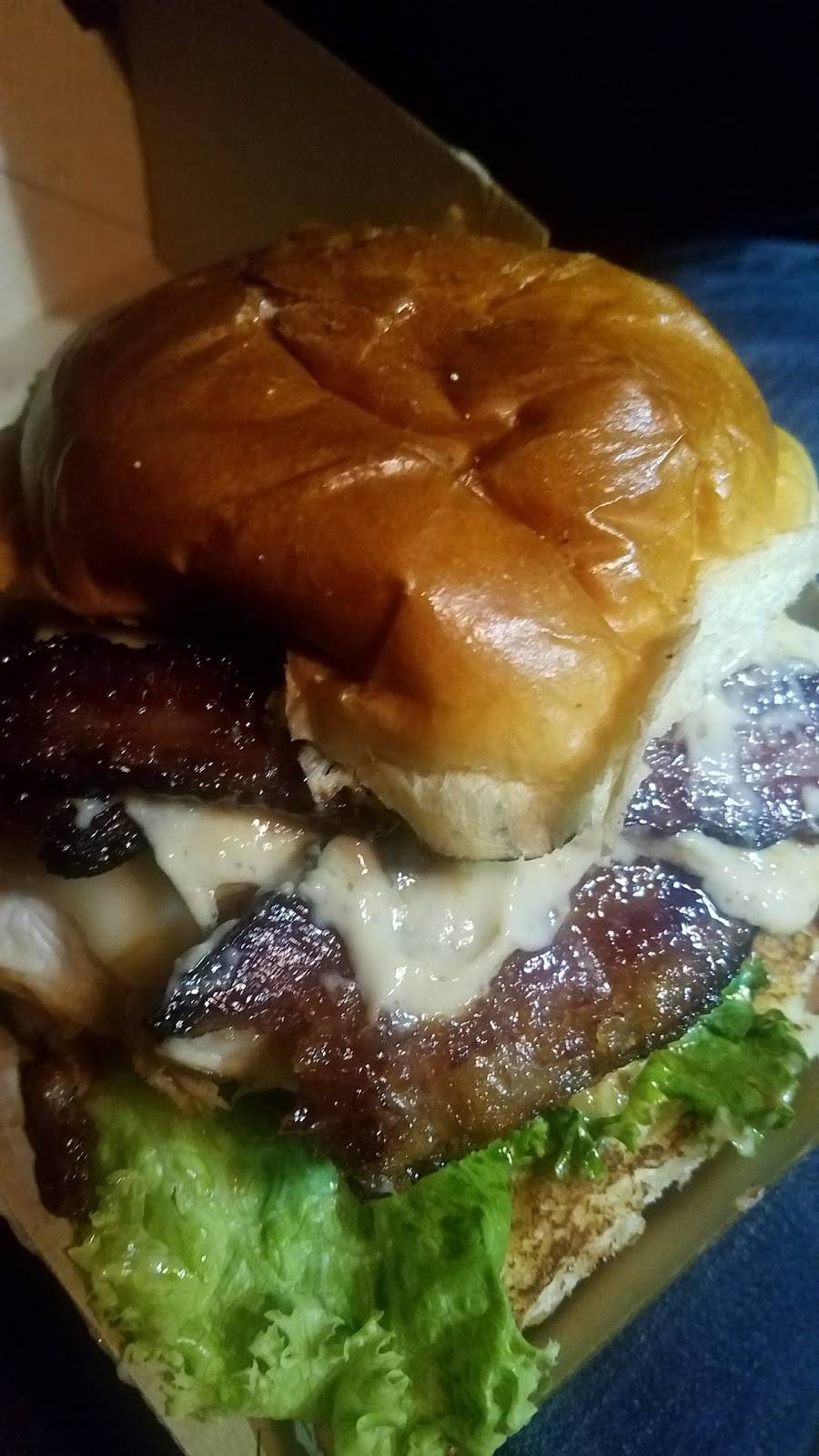 Arbys | meal takeaway | 311 S Kings Dr, Charlotte, NC 28204, USA | 7043311785 OR +1 704-331-1785