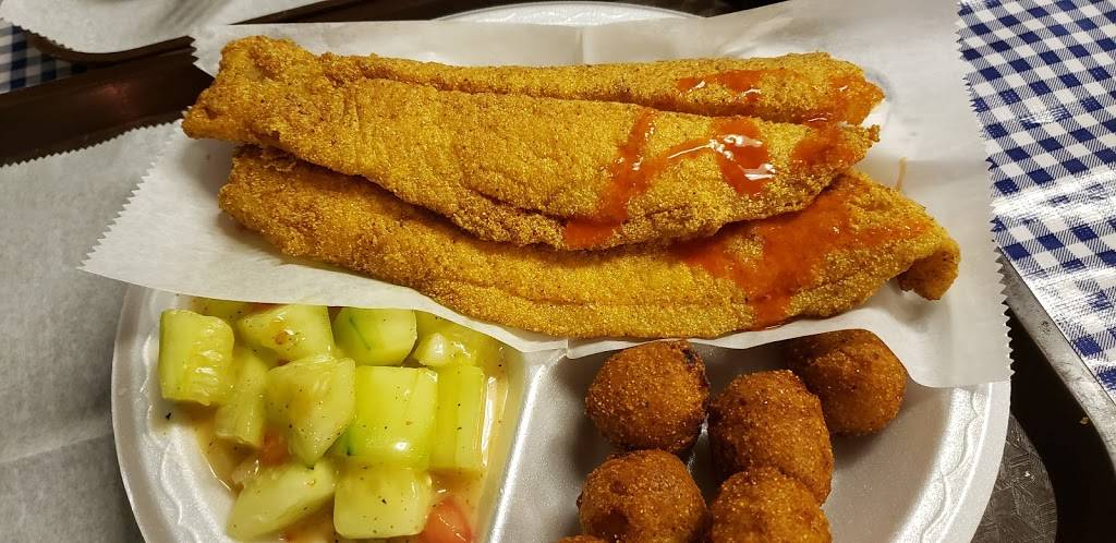 Uncle Larrys Restaurant | restaurant | 736 E M L King Blvd, Chattanooga, TN 37403, USA | 4237575894 OR +1 423-757-5894