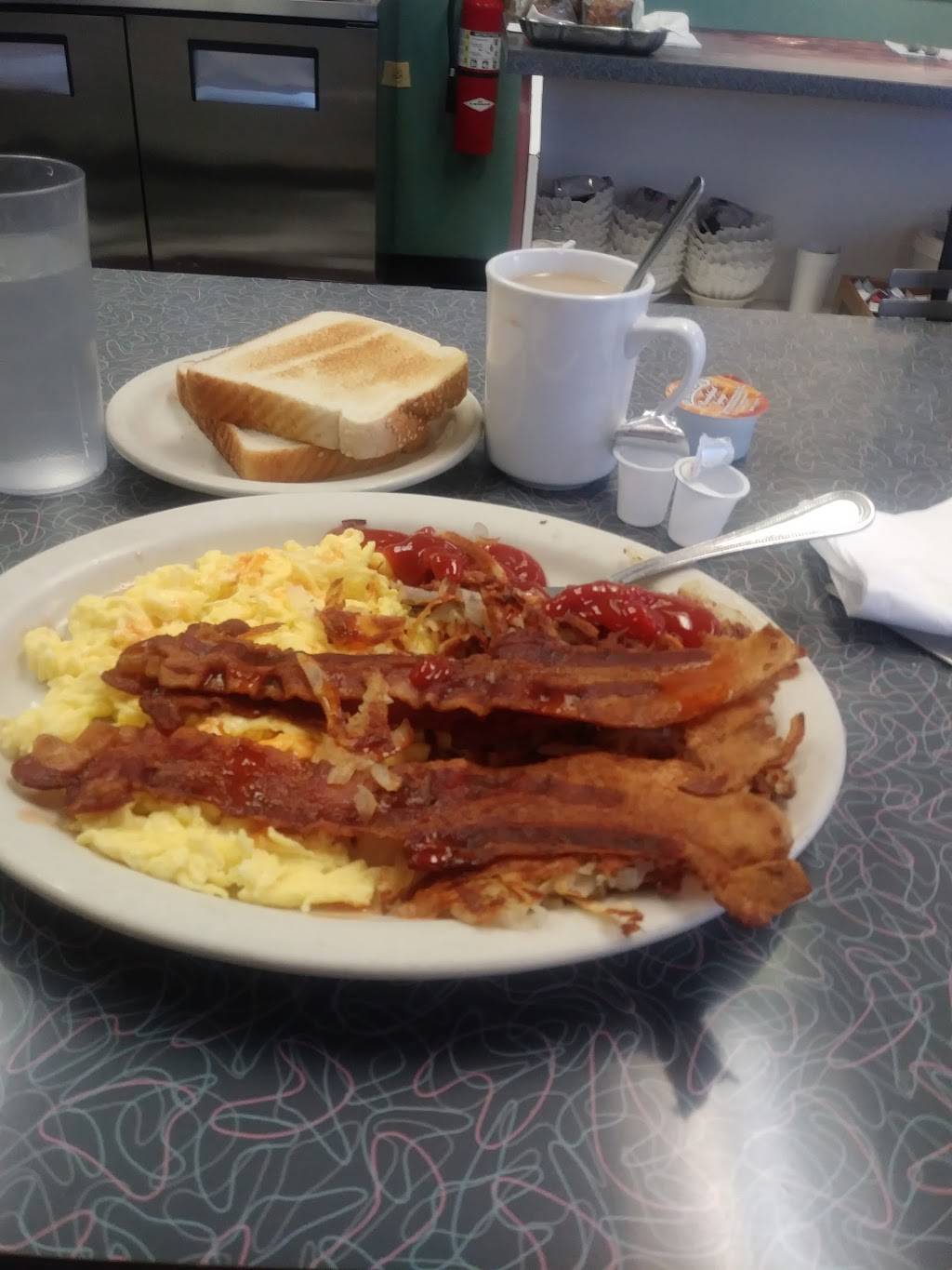 Uncle Bills Diner | restaurant | 845 Roselle Rd, Roselle, IL 60172, USA | 6305828777 OR +1 630-582-8777