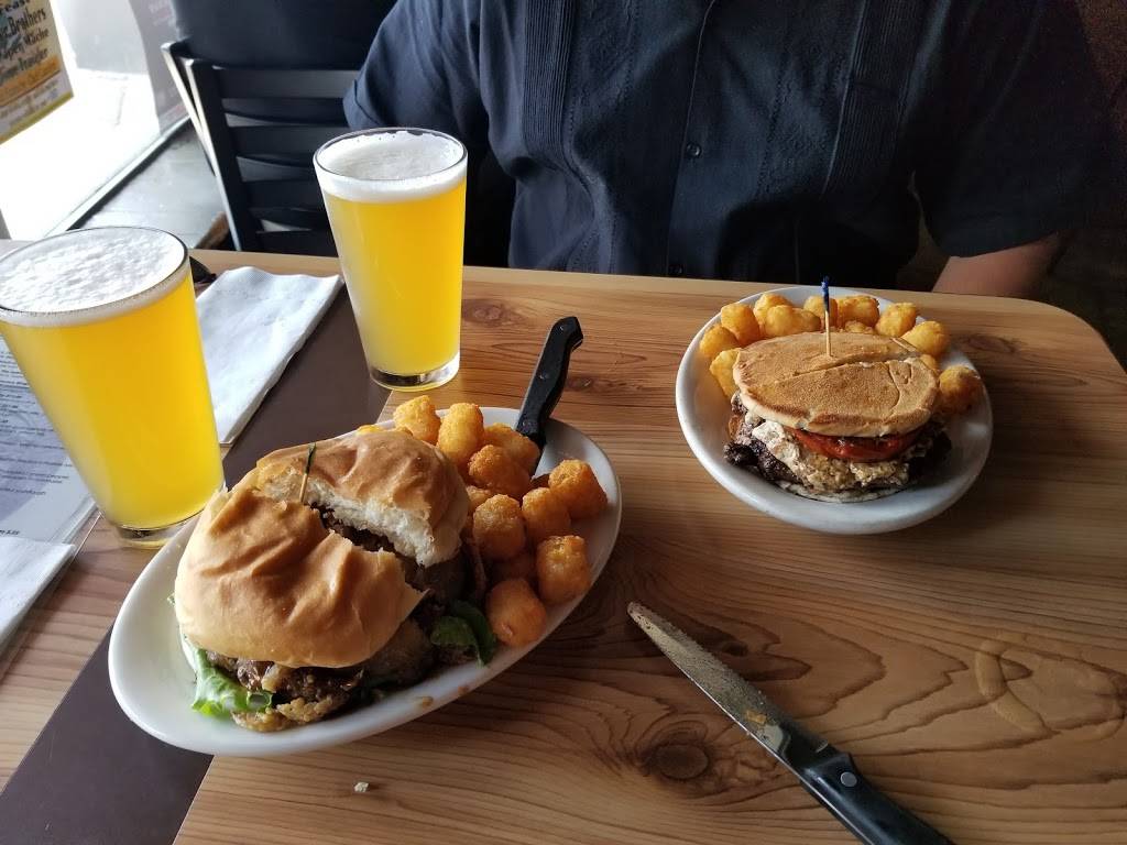 Tremont Tavern | restaurant | 1203 Hixson Pike, Chattanooga, TN 37405, USA | 4232661996 OR +1 423-266-1996