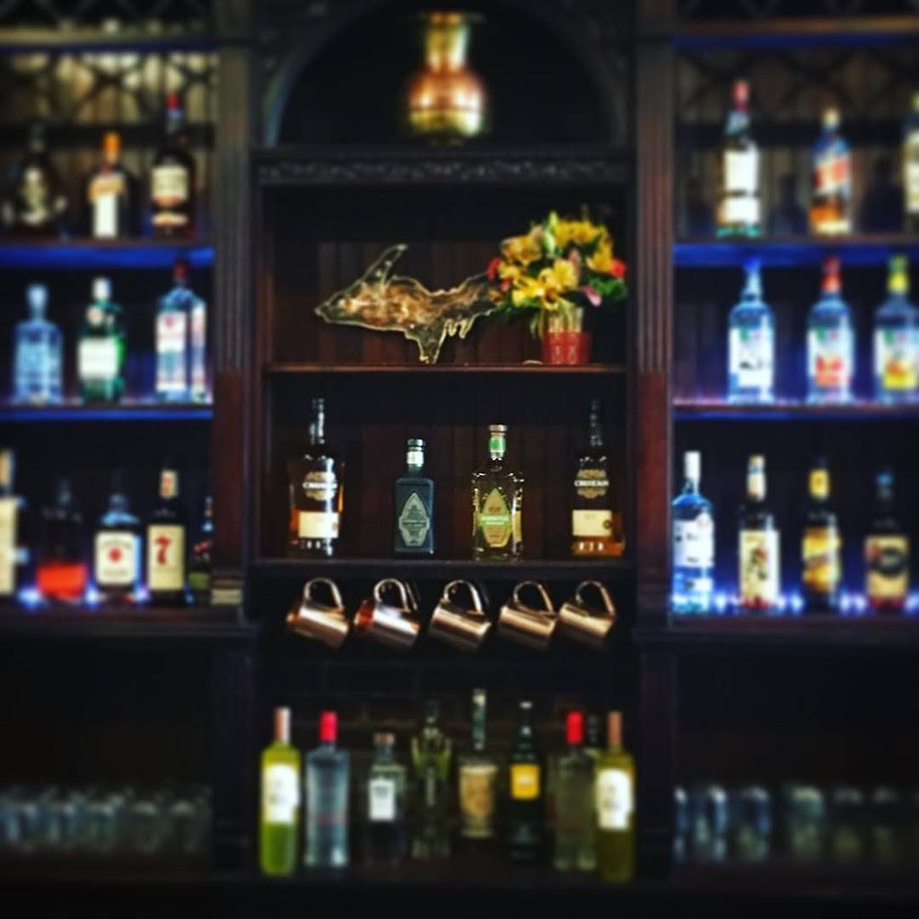 Copper Athletic Club | restaurant | 133 W Michigan Ave, Marshall, MI 49068, USA | 2695588222 OR +1 269-558-8222